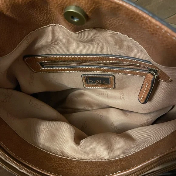 BOC White pebbled leather accented with light brown leather - Picture 8 of 13